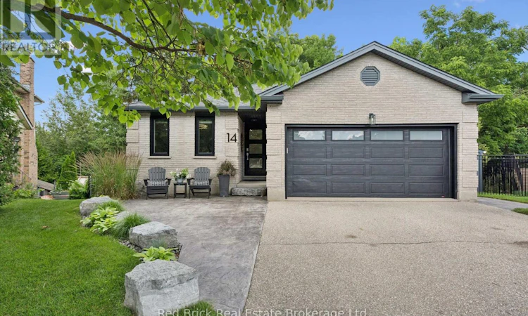 14 Brookhaven Court