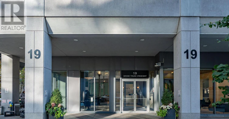 3712-19 Grand Trunk Crescent, Toronto, ON, M5J 3A3 - 21