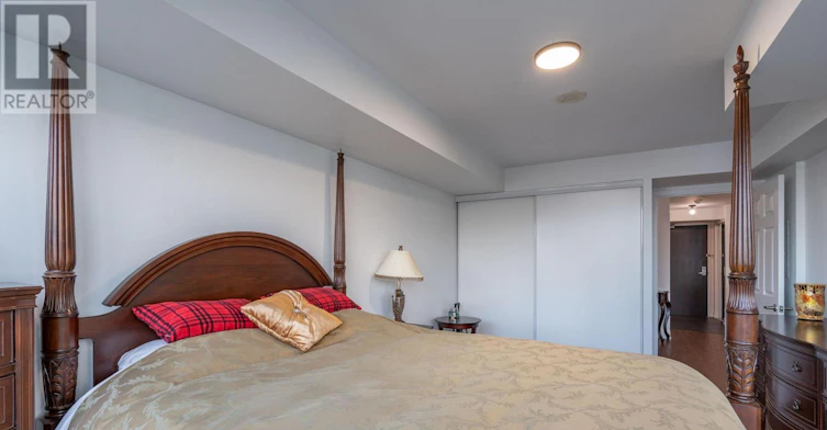 3712-19 Grand Trunk Crescent, Toronto, ON, M5J 3A3 - 9