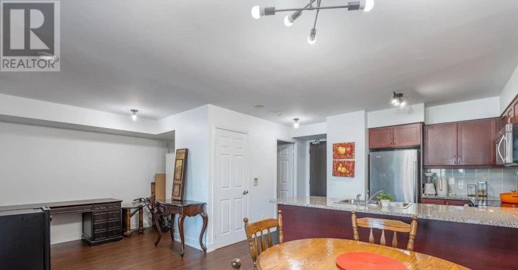3712-19 Grand Trunk Crescent, Toronto, ON, M5J 3A3 - 7