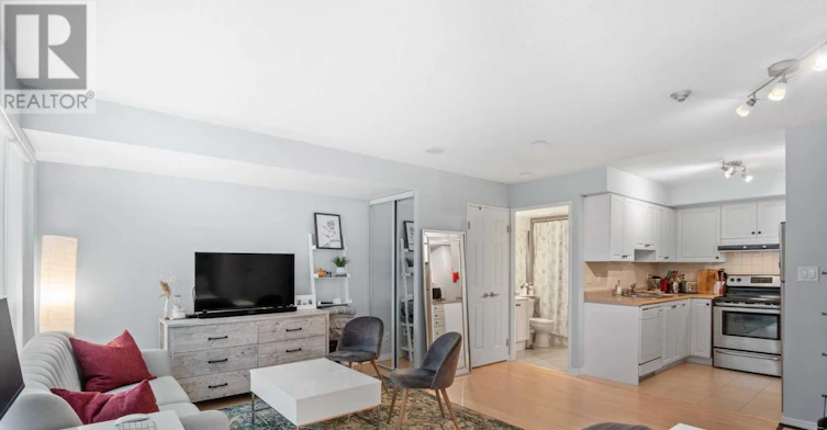 504-230 King Street E, Toronto, ON, M5A 1K5 - 2