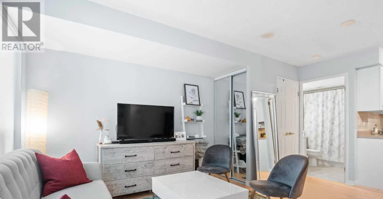 504-230 King Street E, Toronto, ON, M5A 1K5 - 9