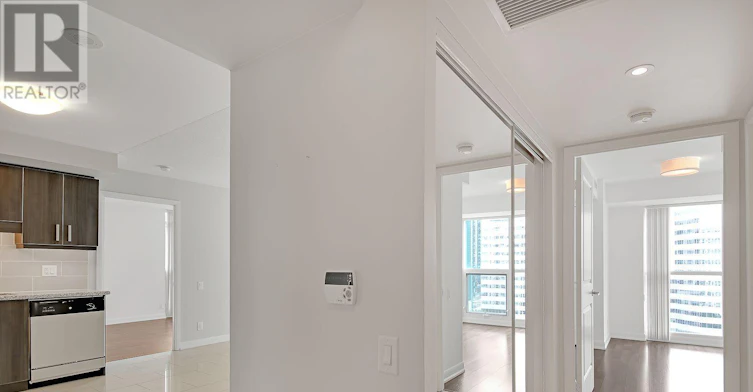 1716-17 Anndale Drive, Toronto, ON, M2N 2W7 - 5