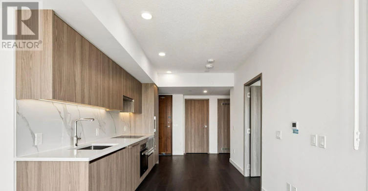 3801-1 Concord Cityplace Way, Toronto, ON, M5V 0X3 - 17