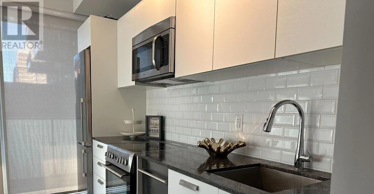 904-42 Charles Street E, Toronto, ON, M4Y 1T4 - 4