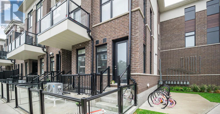 301-755 Omega Drive, Pickering, ON, L1V 0H1 - 3