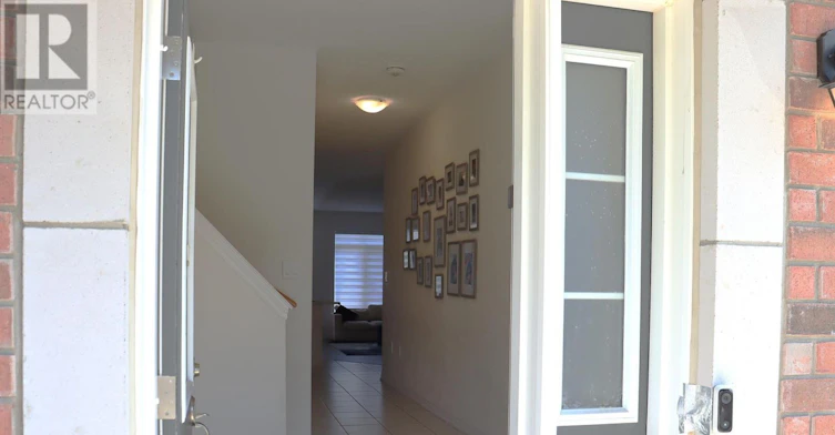 2265 Grainger Loop, Innisfil, ON, L9S 0N1 - 3