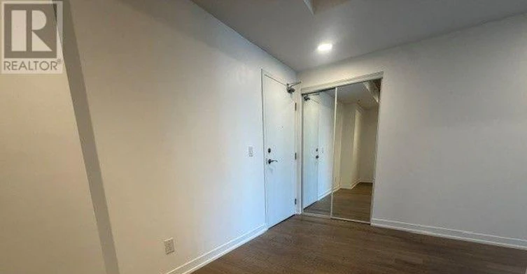 610-530 Indian Grove, Toronto, ON, M6P 0B3 - 7