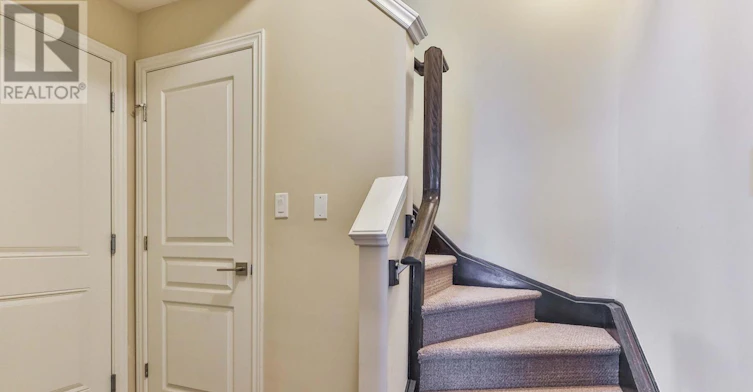 2 Egleston Lane, Hamilton, ON, L9G 0G7 - 5