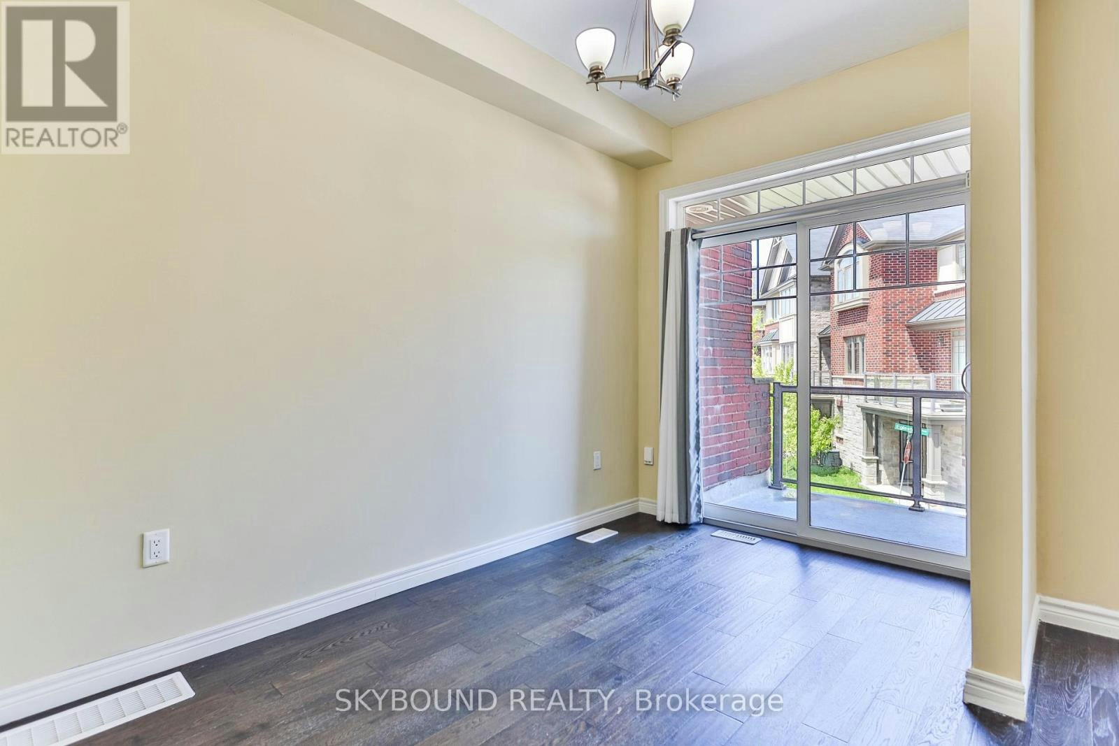 2 Egleston Lane, Hamilton, ON, L9G 0G7 - 6