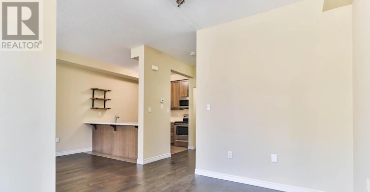 2 Egleston Lane, Hamilton, ON, L9G 0G7 - 8