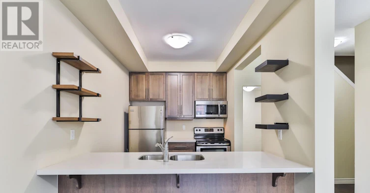 2 Egleston Lane, Hamilton, ON, L9G 0G7 - 13