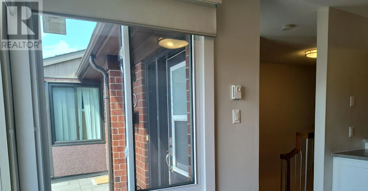 004-1310 Richmond Road, Ottawa, ON, K2B 8L3 - 4