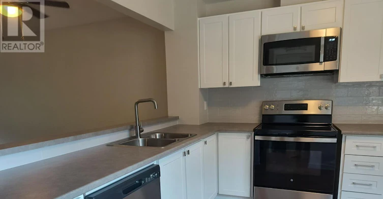 004-1310 Richmond Road, Ottawa, ON, K2B 8L3 - 2