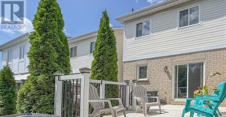 5 Davidson Street, Whitby, ON, L1P 1V9 - 40