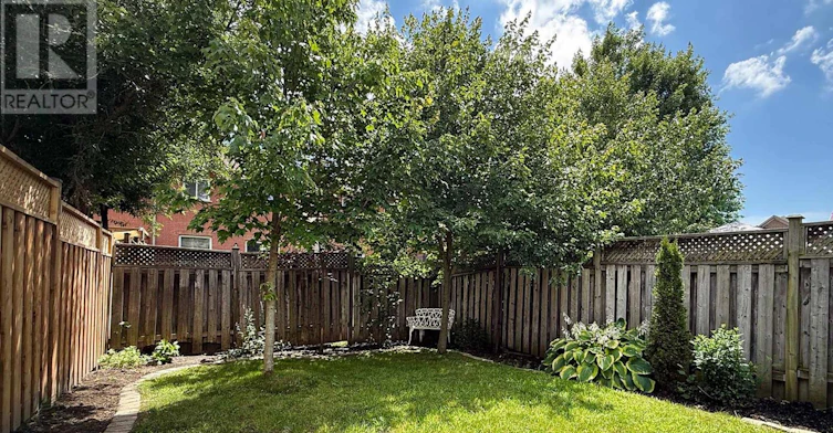 5 Davidson Street, Whitby, ON, L1P 1V9 - 44