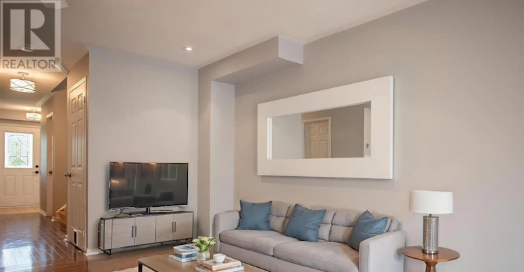 5 Davidson Street, Whitby, ON, L1P 1V9 - 7