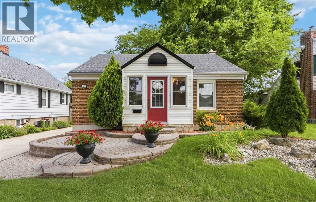 322 Cobden Street, Sarnia, ON, N7T 4A3
