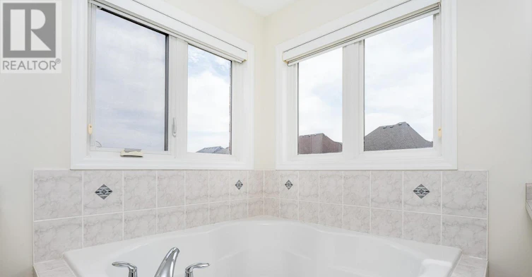 7 Nicort Road, King, ON, L7B 0B6 - 33