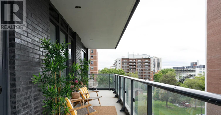 603-21 Park Street E, Mississauga, ON, L5G 1L7 - 23