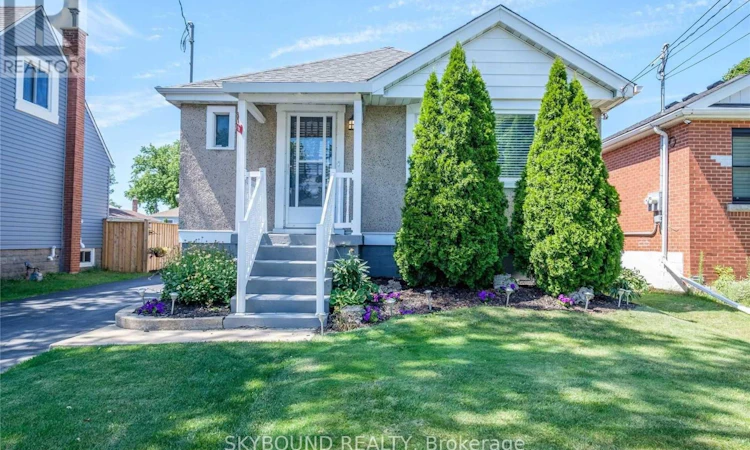 28 39th Street EAST