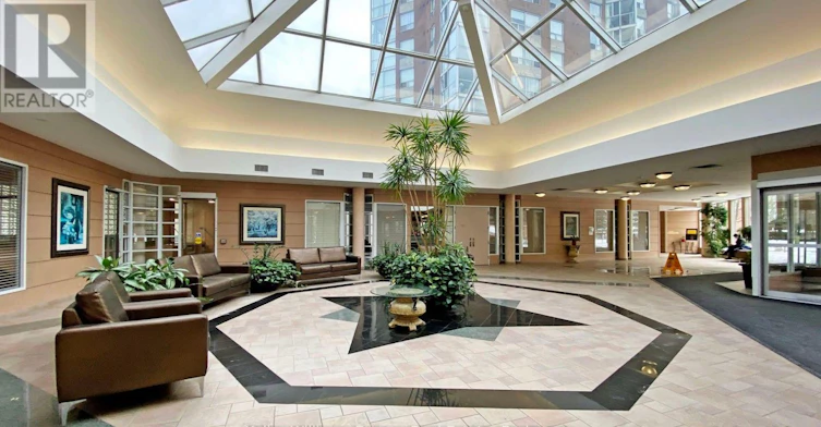 1512-7 Concorde Place, Toronto, ON, M3C 3N4 - 19