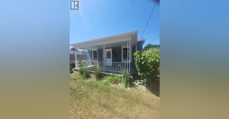 206 Caradoc Street S, Strathroy, ON, N7G 2P1 - 2