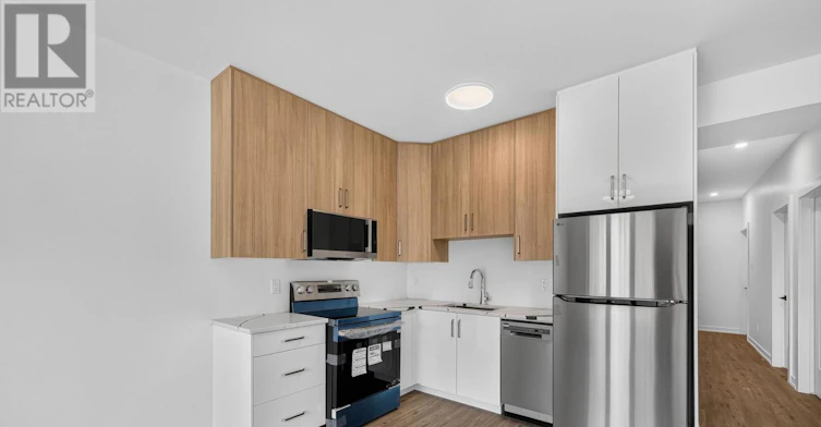 944 Woodroffe Avenue, Ottawa, ON, K2A 3R7 - 5