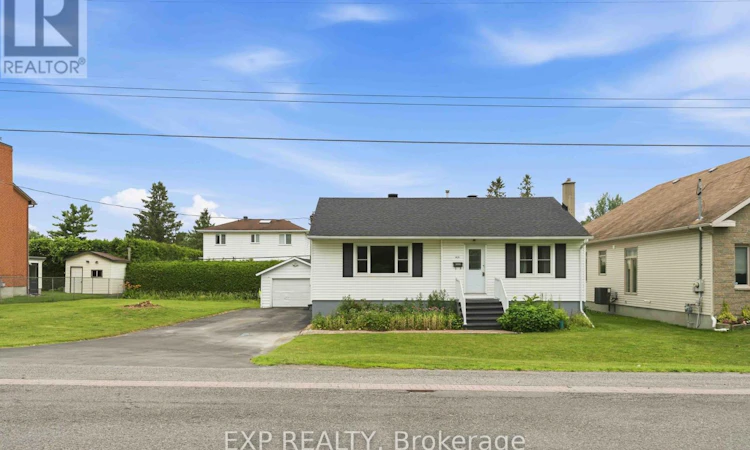 1613 Queensdale Avenue