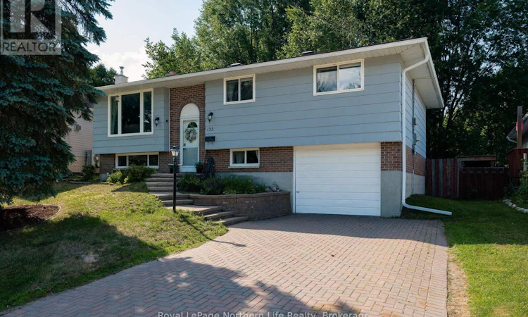 155 Tweedsmuir Drive