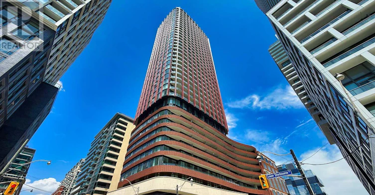 2212-180 Front Street E, Toronto, ON, M5A 0A9