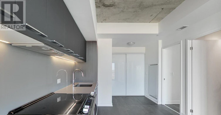 1001-30 Baseball Place, Toronto, ON, M4M 0E8 - 10