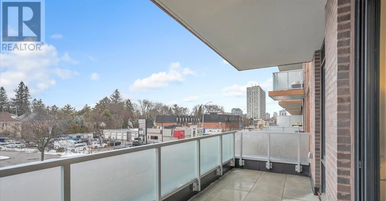 205-215 Lakeshore Road W, Mississauga, ON, L5H 1G5 - 24