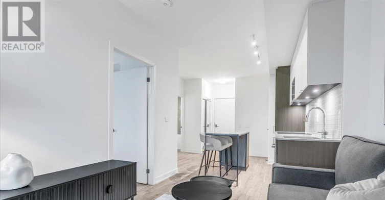 205-215 Lakeshore Road W, Mississauga, ON, L5H 1G5 - 5