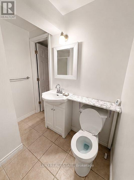 BSMT-8 Janray Drive, Toronto, ON, M1G 1Y1 - 15