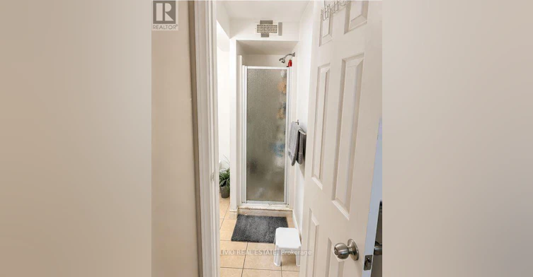BSMT-8 Janray Drive, Toronto, ON, M1G 1Y1 - 6