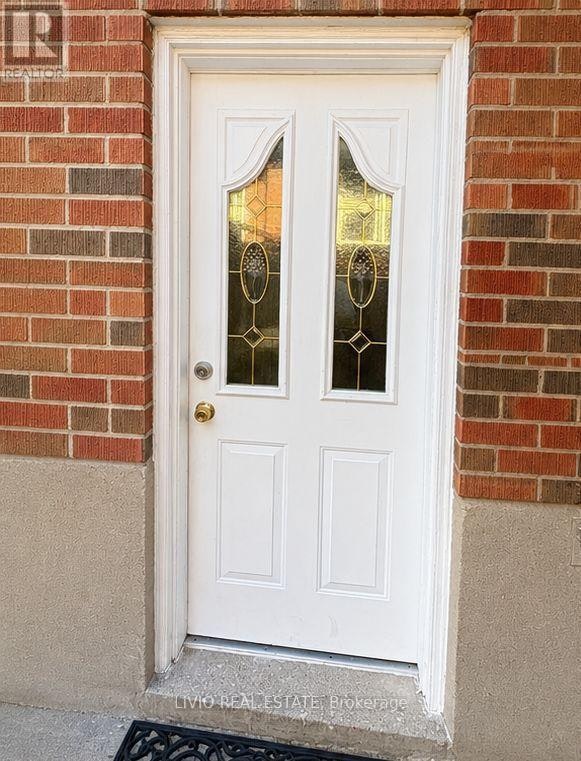 BSMT-8 Janray Drive, Toronto, ON, M1G 1Y1