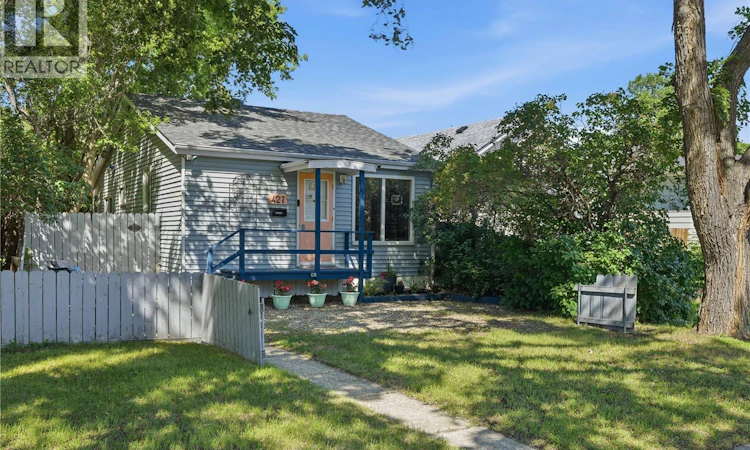 427 K Avenue N