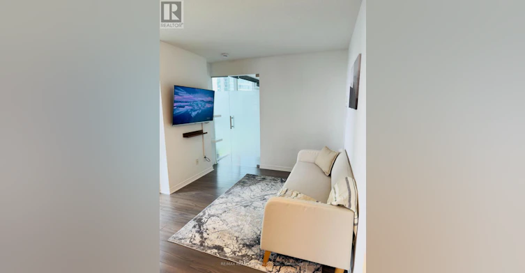 1007-352 Front Street, Toronto, ON, M5V 1B5 - 10