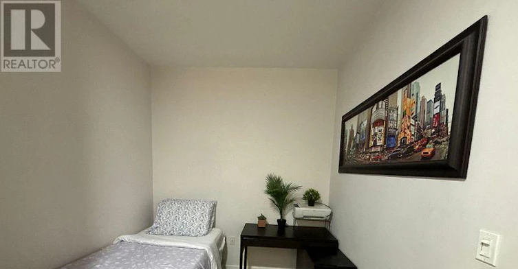 1703-8 The Esplanade, Toronto, ON, M5E 0A6 - 4