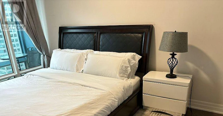 1703-8 The Esplanade, Toronto, ON, M5E 0A6 - 7