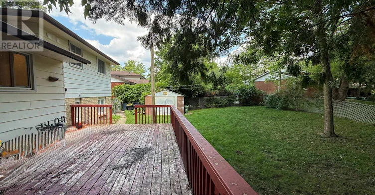 UPPER-453 Castlegrove Boulevard, London, ON, N6G 1K9 - 25
