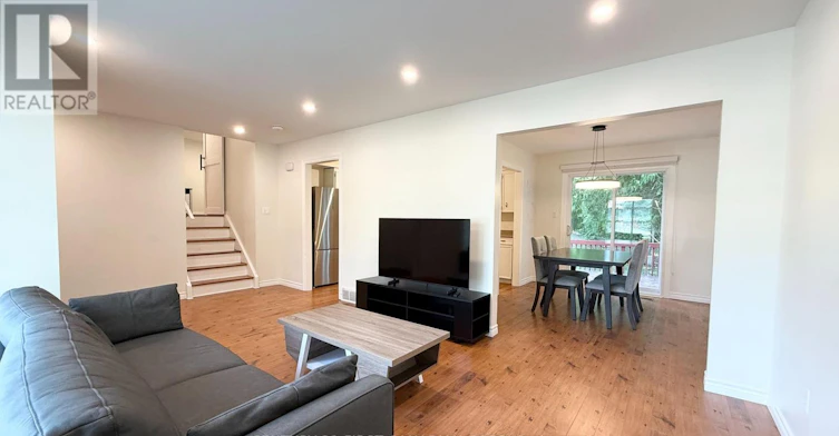 UPPER-453 Castlegrove Boulevard, London, ON, N6G 1K9 - 5