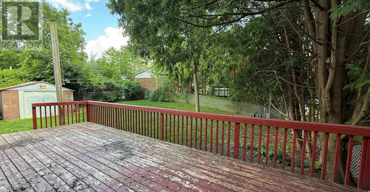 UPPER-453 Castlegrove Boulevard, London, ON, N6G 1K9 - 24