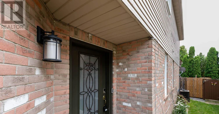 25 Pine Gate Place, Whitby, ON, L1R 2M5 - 47