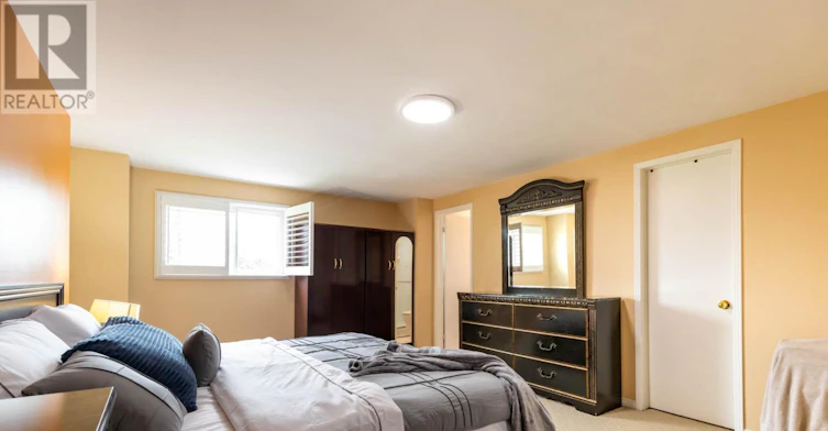 25 Pine Gate Place, Whitby, ON, L1R 2M5 - 25