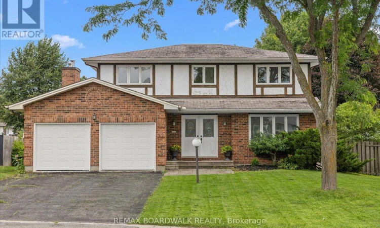 42 Pickwick Drive