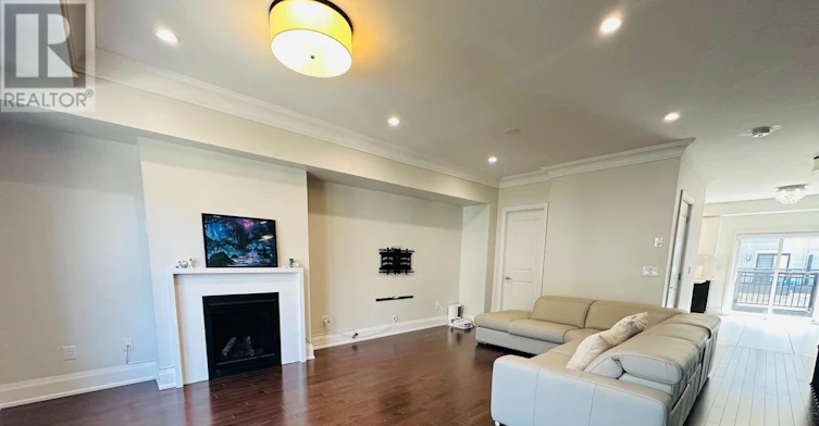 TH02-388 7 Highway Avenue E, Richmond Hill, ON, L4B 0G5 - 18