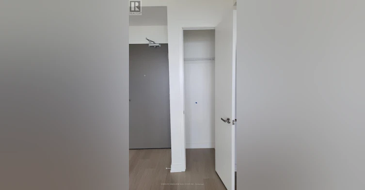 4810-448 Burnhamthorpe Road W, Mississauga, ON, L5B 0R4 - 4