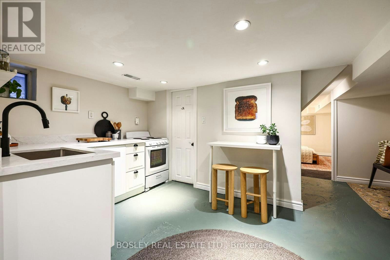BSMT-16 Hallam Street, Toronto, ON, M6G 1W2 - 13